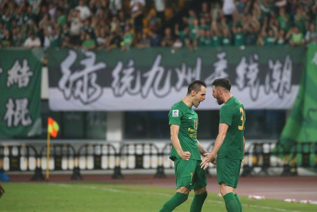 东莞队主场战平对手，双方不强不弱