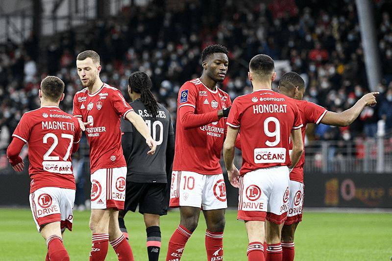 波尔多主场不敌南特，遭遇失利