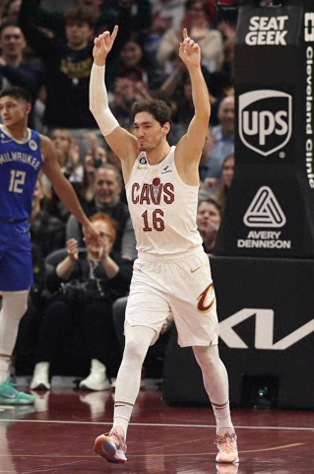 包含公牛队运气逆转，球员庆祝取得胜利，振奋士气的词条