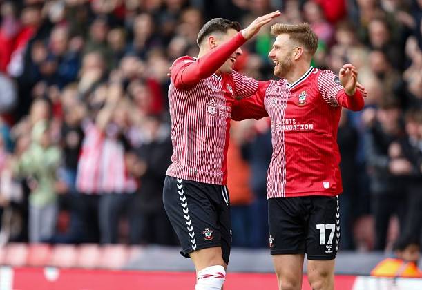 南安普顿客场痛失一球,遭遇苦战不利 南安普顿客场痛失一球,遭遇苦战不利