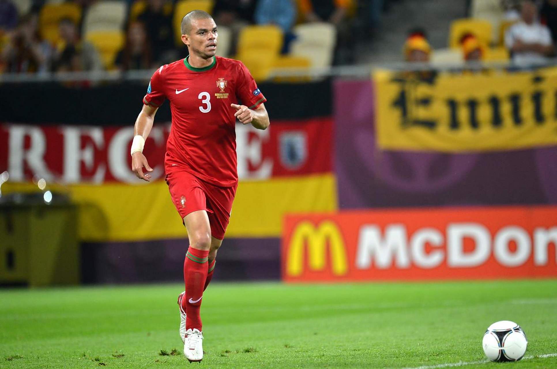 塞尔维亚逼平葡萄牙,积分榜上升的简单介绍 塞尔维亚逼平葡萄牙,积分榜上升的简单介绍