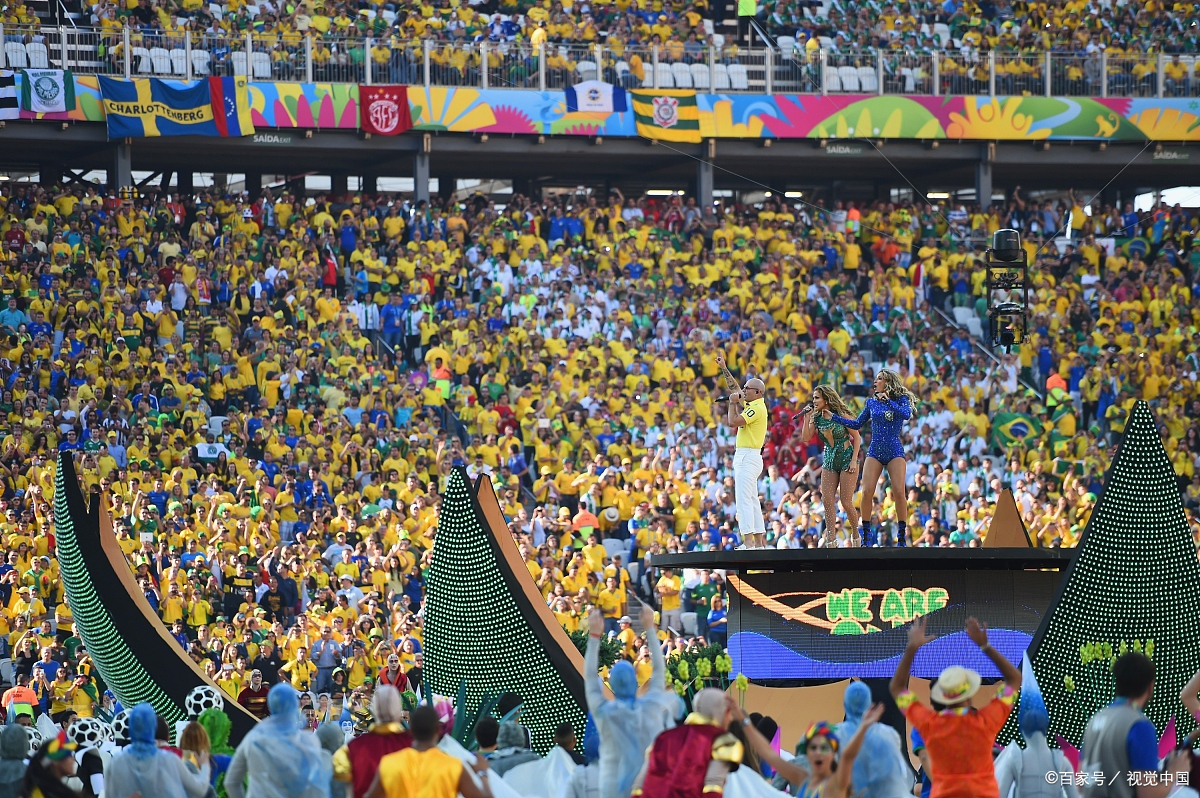 火爆比赛场面:世界球星风采尽显的简单介绍 火爆比赛场面:世界球星风采尽显的简单介绍