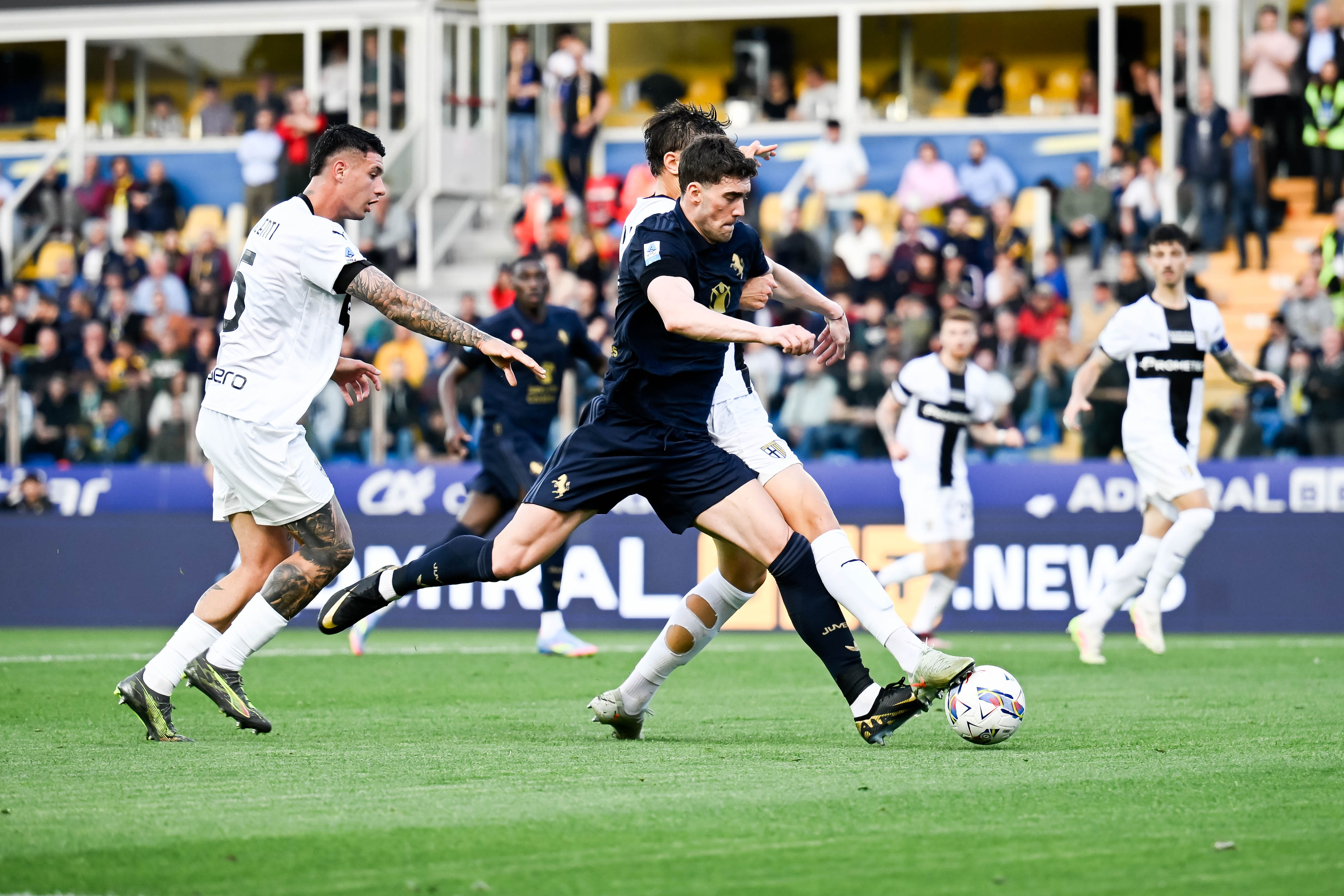 尤文图斯客场逆转，豪取三分