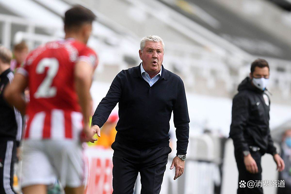 开云体育APP下载-球队主帅突然宣布离职决定，引发球队危机