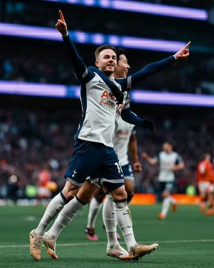 开云体育入口-包含热刺逆转战胜曼城，豪取三分的词条