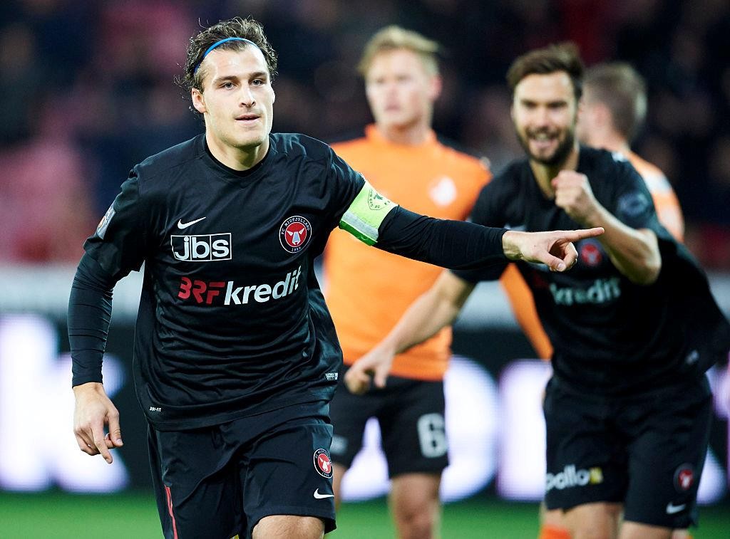 阿贾克斯完胜劲敌,淘汰赛之路愈发清晰的简单介绍 阿贾克斯完胜劲敌,淘汰赛之路愈发清晰的简单介绍