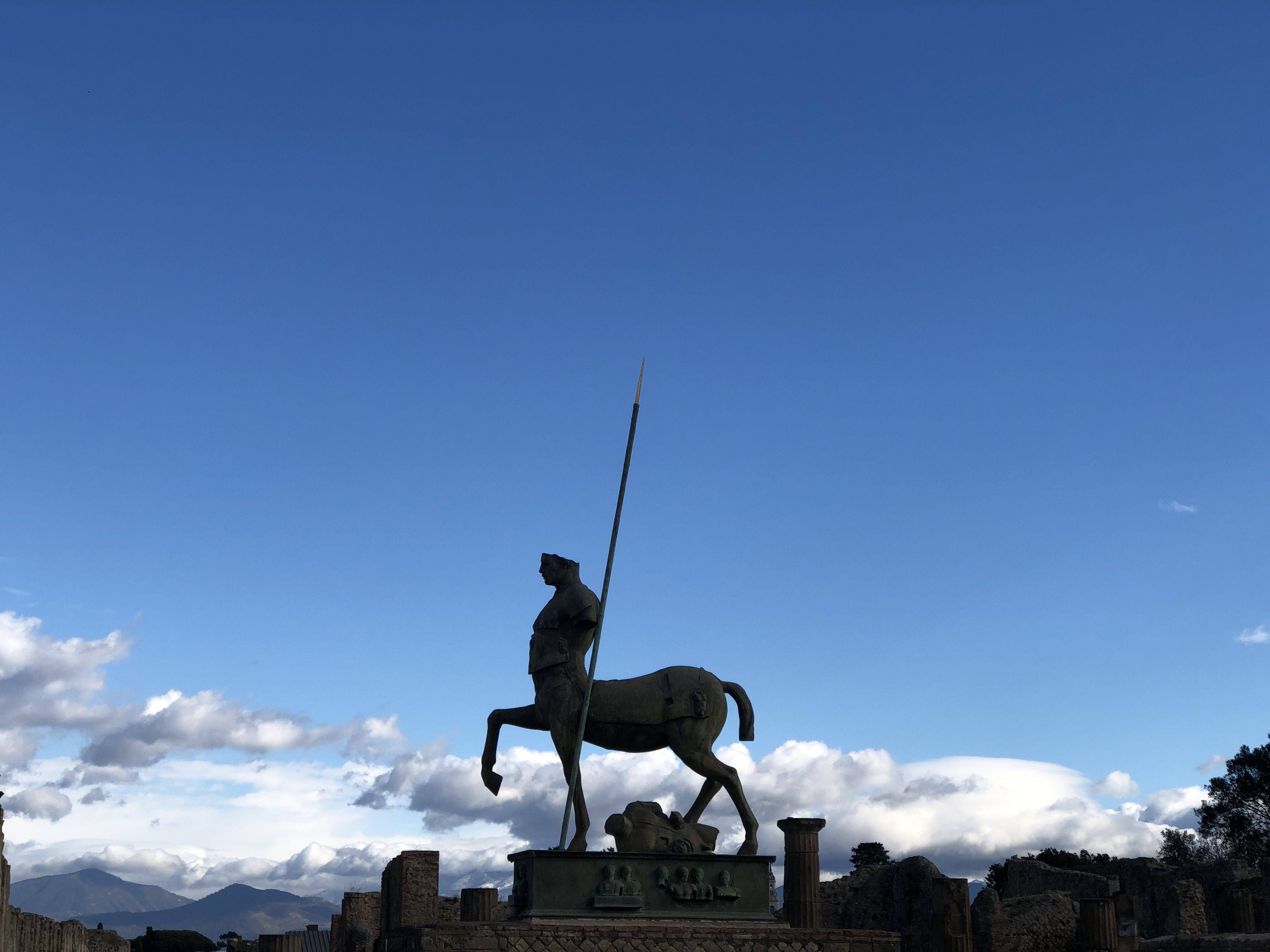 梵蒂冈队迎战圣马力诺队,胜者将晋级下一轮 梵蒂冈队迎战圣马力诺队,胜者将晋级下一轮