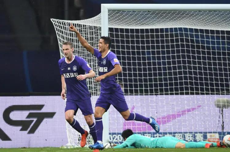 包含天津泰达客场不敌对手士气受挫,球队压力巨大的词条 包含天津泰达客场不敌对手士气受挫,球队压力巨大的词条