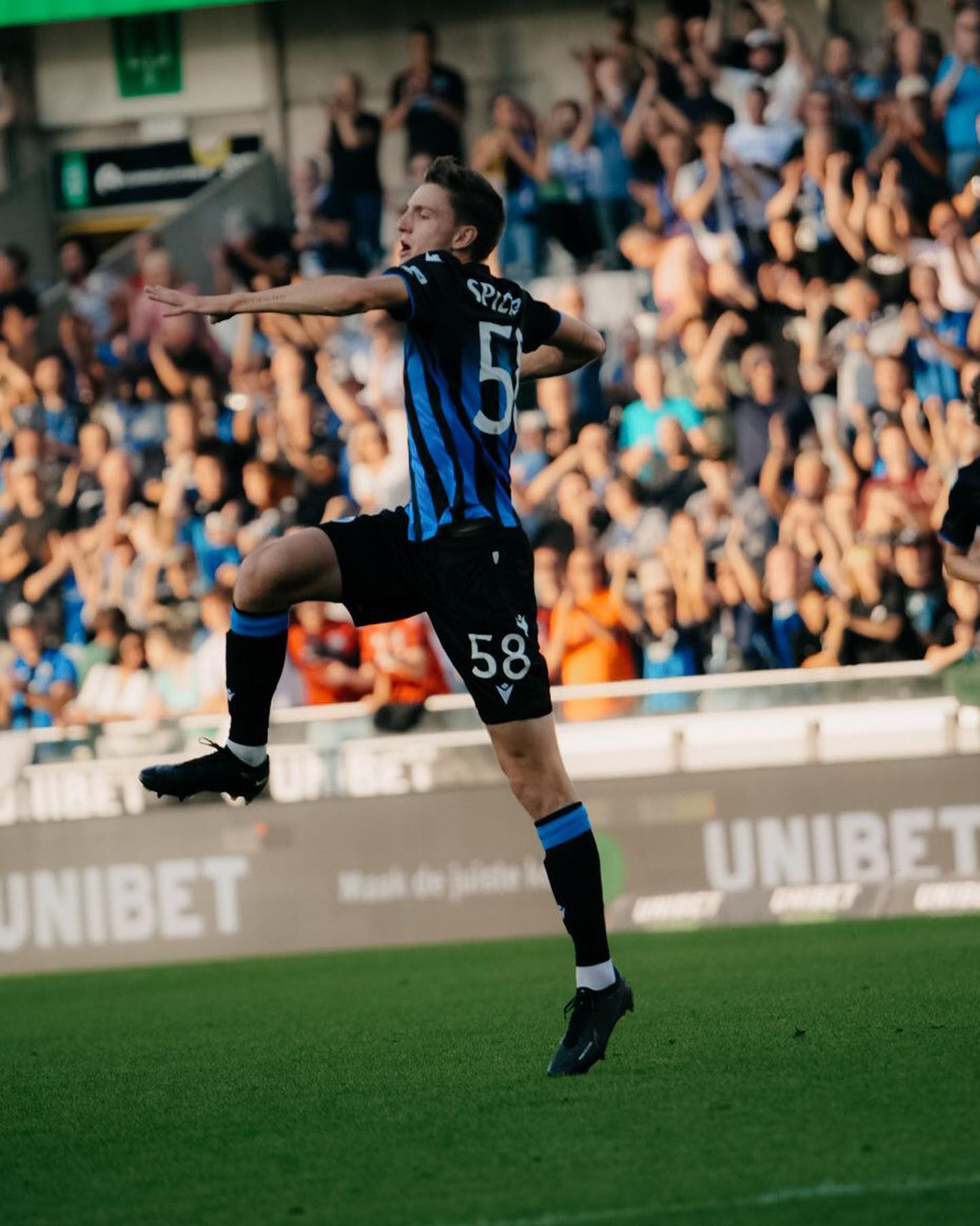 包含摩纳哥青训球员崭露头角，球队青年军壮大的词条