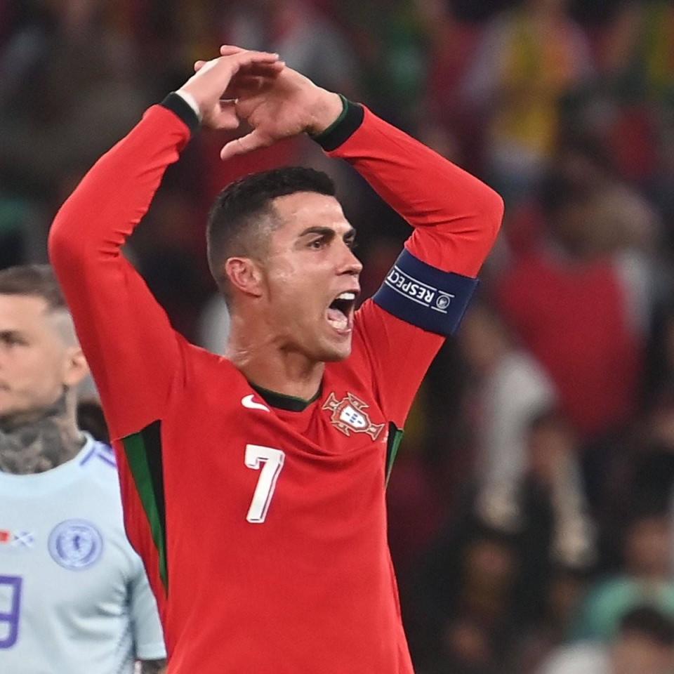 欧国联赛事精彩连连，强队抢夺胜利