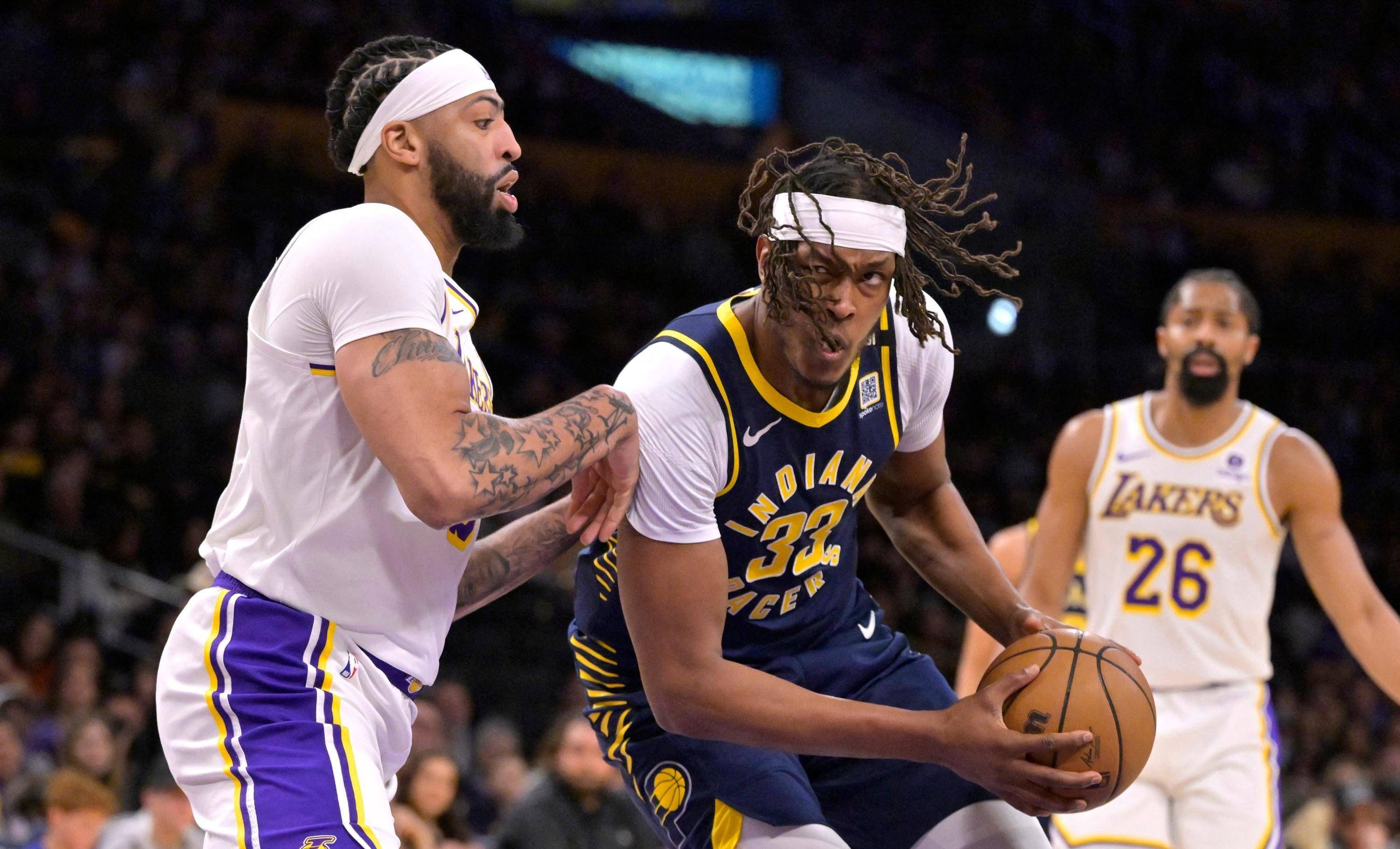 步行者客场击败湖人，东部半决赛再战一场