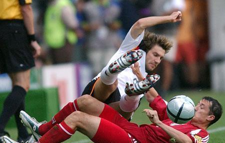 匈牙利与拉脱维亚的平局：欧洲国家间比赛的精彩交锋的简单介绍