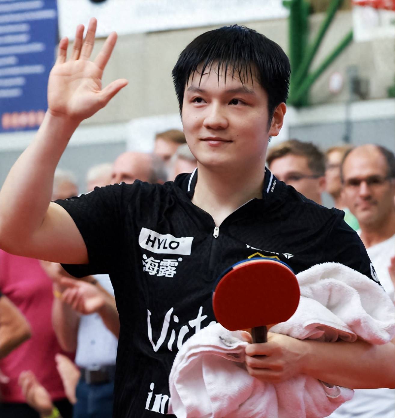 开云体育登录-关于韩国乒乓球队横扫奥地利乒乓球队，樊振东关键制胜的信息